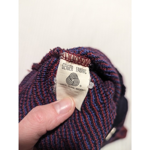 Vintage 100% Wool Geiger Sweater Top Women's Shirt - Picture 2 of 5